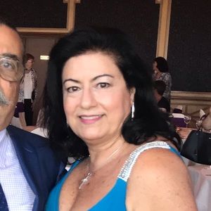 Meet your Posher, Muna